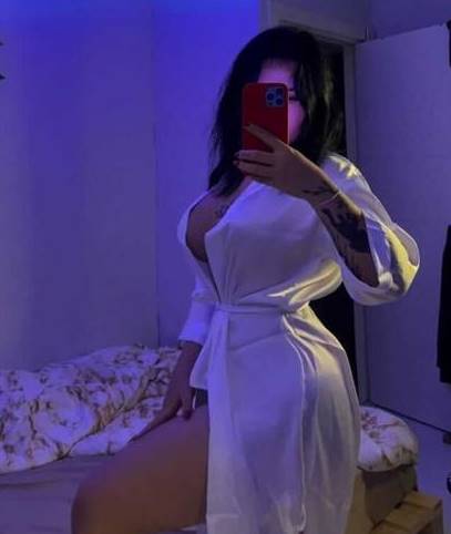 Bahçeşehir Escort Bayan Banuyla Cazibesiyle Büyüleyen Zevkler
