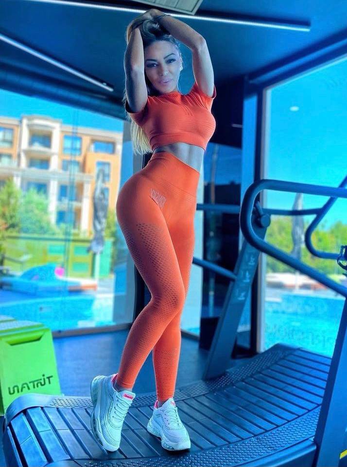 Bahçeşehir Escort Ceylin İle Tutkulu Geceler