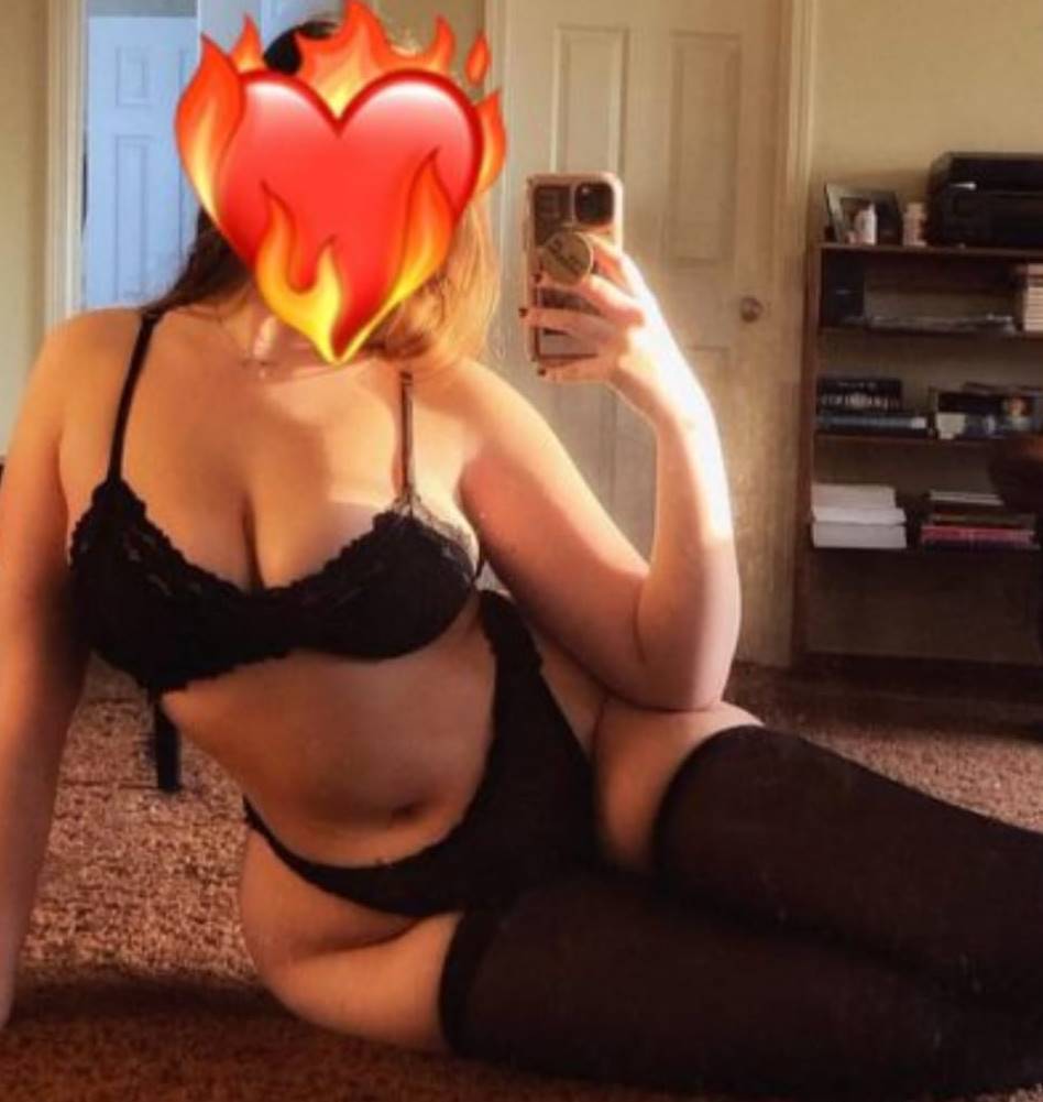 Bahçeşehir Escort Gül İle Doyumsuz Ateşli Zevk